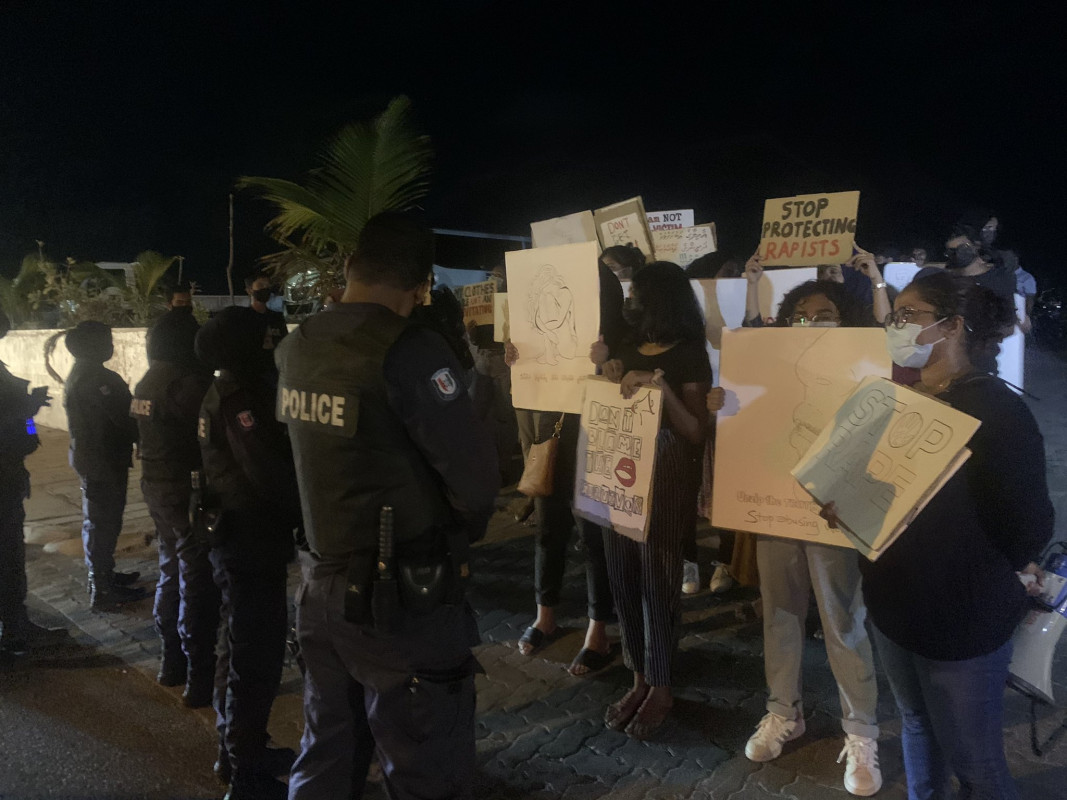 ރޭޕާ ދެކޮޅަށް ކުރި މުޒާހަރާއެއް