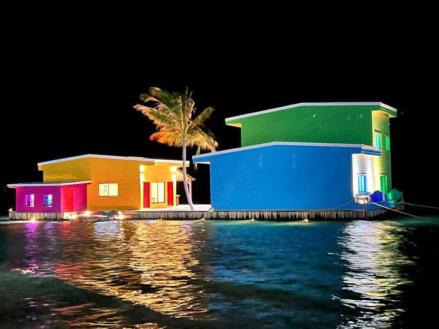 ފްލޯޓިންގ ސިޓީ