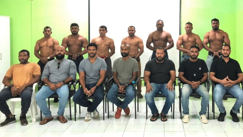 ގައުމީ ބޮޑީބިލްޑިން ޓީމާއެކު ބީބީއޭއެމްގެ އޮފިޝަލުން