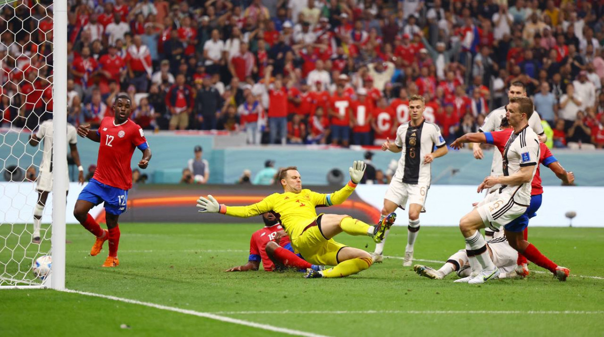 ޖަރުމަނު އަދި ކޮސްޓަރިކާ ކުޅުނު މެޗުގެ ތެރެއިން - ފޮޓޯ: ރޮއިޓާސް