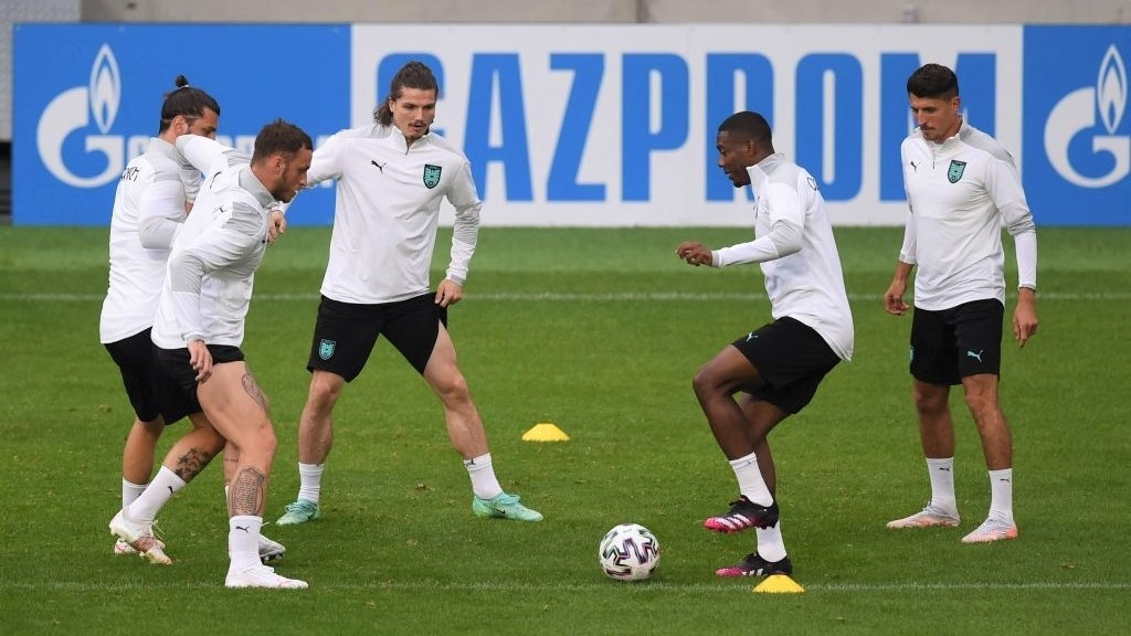 ނޯތު މެސެޑޯނިއާ މެޗުގެ ކުރިން އޮސްޓްރިއާއިން ކުރިއަށްގެންދިޔަ ތަމްރީނުތަކުގެ ތެރެއިން