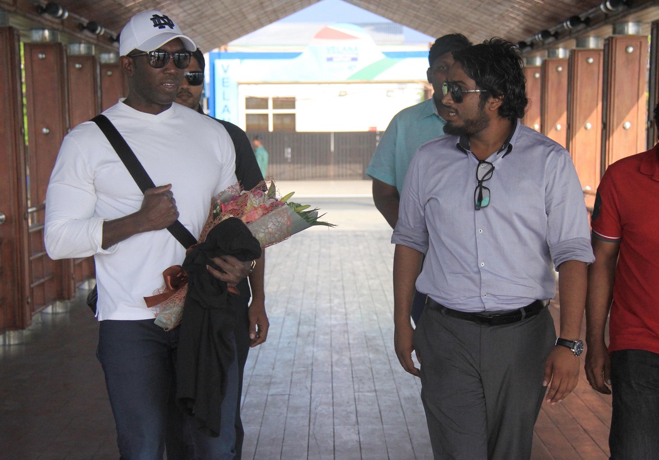 މާލެ: ޖެނުއަރީ 15، 2017:އެފްއޭއެމް އެވޯޑްސް އައް ކުރީގެ މެންޗެސްޓާރ ޔުނައިޓެޑް ގެ ކުޅުންތެރިއާ ޑްވައިޓް ޔޯކް މާލެ އައުން .-- ފޮޓޯ: މުހައްމަދު ޝާރުހާން/ ރާއްޖެ އެމްވީ