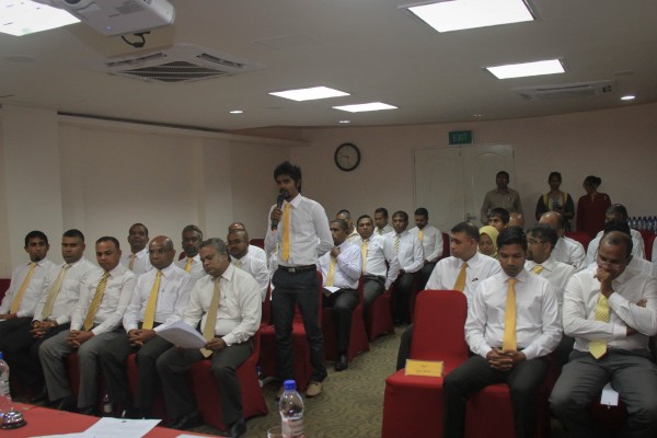 އެމްޑީޕީގެ ގައުމީ މަޖިލީހުގެ ބައްދަލުވުމެއް