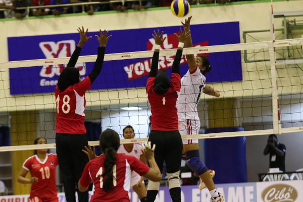 މާލެ، ޖެނުއަރީ 27، 2017. އޭވީސީ ސެންޓްރަލް ޒޯން އަންހެން ވޮލީ ބޯލް މުބާރާތުގެ ކޮލިފިކޭޝަންގައި  އޭޝިއާ ޒޯންގައި ރާއްޖެ އަދި ނޭޕާލް ކުޅުނު މެޗުގެ. މިމެޗް ސީދާ ތިންސެޓް އިން ނޭޕާލް ވަނީ ކާމިޔާބު ކޮއްފައ