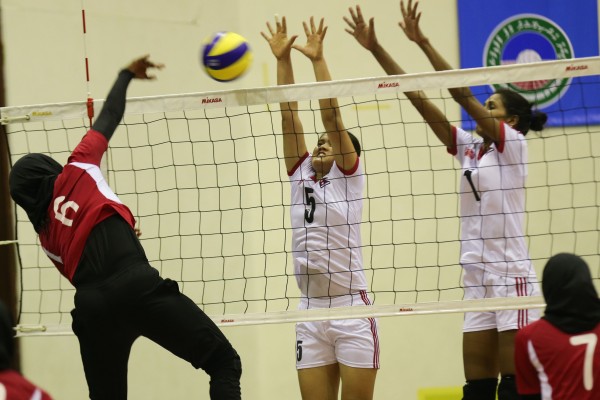 މާލެ، ޖެނުއަރީ 27، 2017. އޭވީސީ ސެންޓްރަލް ޒޯން އަންހެން ވޮލީ ބޯލް މުބާރާތުގެ ކޮލިފިކޭޝަންގައި  އޭޝިއާ ޒޯންގައި ރާއްޖެ އަދި ނޭޕާލް ކުޅުނު މެޗުގެ. މިމެޗް ސީދާ ތިންސެޓް އިން ނޭޕާލް ވަނީ ކާމިޔާބު ކޮއްފައ