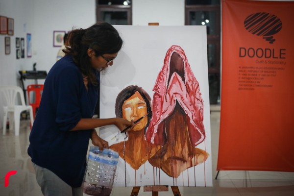 މާލެ: ފެެބްރުއަރީ 12، 2017 : 2013 ވަނަ އަހަރުންފެށިގެން ކޮންމެއަހަރަކުވެސް ބާއްވަމުން އަންނަ މޯލްޑިވްސް ފެސްޓިވަލް އޮފް އާރްޓްސް. ކޮންމެ އަހަރަކޭ އެއްފަދައިން މިއަހަރުވެސް ވަނީ އާޓްސް ފެސްޓިވަލްއައް ބ