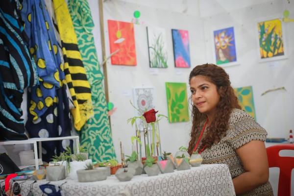 މާލެ: ފެެބްރުއަރީ 12، 2017 : 2013 ވަނަ އަހަރުންފެށިގެން ކޮންމެއަހަރަކުވެސް ބާއްވަމުން އަންނަ މޯލްޑިވްސް ފެސްޓިވަލް އޮފް އާރްޓްސް. ކޮންމެ އަހަރަކޭ އެއްފަދައިން މިއަހަރުވެސް ވަނީ އާޓްސް ފެސްޓިވަލްއައް ބ