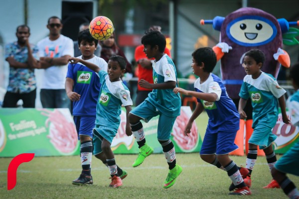 ފެެބްރުއަރީ 15، 2017 : މާލެ ، ހުޅުމާލެ އަދި ވިލިމާލެ ހިމެނޭގޮތަށް 17 ސްކޫލްއެއްގެ ގްރޭޑް 2 އަދި 3 ގެ ދަރިވަރުން ބައިވެރިކޮއްގެން ސޮކަ ވެޓަރަންސް އެސޯސިއޭޝަން އޮފް މޯލްޑިވްސް އިން ކުރިޔަށްގެންދާ ހަރަކާތެއް