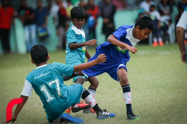 ފެެބްރުއަރީ 15، 2017 : މާލެ ، ހުޅުމާލެ އަދި ވިލިމާލެ ހިމެނޭގޮތަށް 17 ސްކޫލްއެއްގެ ގްރޭޑް 2 އަދި 3 ގެ ދަރިވަރުން ބައިވެރިކޮއްގެން ސޮކަ ވެޓަރަންސް އެސޯސިއޭޝަން އޮފް މޯލްޑިވްސް އިން ކުރިޔަށްގެންދާ ހަރަކާތެއް