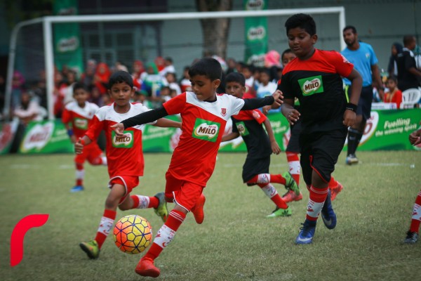 ފެެބްރުއަރީ 15، 2017 : މާލެ ، ހުޅުމާލެ އަދި ވިލިމާލެ ހިމެނޭގޮތަށް 17 ސްކޫލްއެއްގެ ގްރޭޑް 2 އަދި 3 ގެ ދަރިވަރުން ބައިވެރިކޮއްގެން ސޮކަ ވެޓަރަންސް އެސޯސިއޭޝަން އޮފް މޯލްޑިވްސް އިން ކުރިޔަށްގެންދާ ހަރަކާތެއް