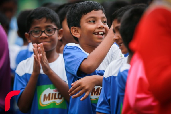 ފެެބްރުއަރީ 15، 2017 : މާލެ ، ހުޅުމާލެ އަދި ވިލިމާލެ ހިމެނޭގޮތަށް 17 ސްކޫލްއެއްގެ ގްރޭޑް 2 އަދި 3 ގެ ދަރިވަރުން ބައިވެރިކޮއްގެން ސޮކަ ވެޓަރަންސް އެސޯސިއޭޝަން އޮފް މޯލްޑިވްސް އިން ކުރިޔަށްގެންދާ ހަރަކާތެއް