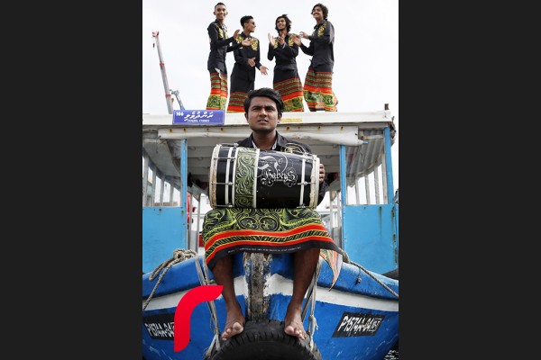 ހަބޭސް އަކީ ރާއްޖޭގެ އަމިއްލަ ކުންފުނިތަކާ ސަރުކާރު އަދި އާންމުންގެ އެންމެ ގިނަ ހަފްލާ ތަކުގައި އެންމެ ގިނައިން ޕާފޯމް ކުރާ ގްރޫޕް