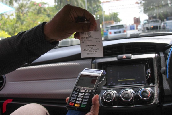 މާލެ: ފެެބްރުއަރީ 21، 2017: ޚިދުމަތް ތައާރުފް ކުރީ އަންގާރަ ދުވަހު މާލޭގައި އޮތް ޚާއްސަ އިވެންޓެއްގައި