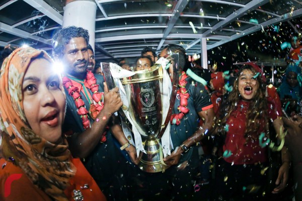 ޓީސީ ކުޅުންތެރިންނާއި ސަޕޯޓަރުން ވަނީ އެއް ނަންބަރު ފާލަމުން ހިނގާފައި "ޓީސީ ގޯޅި" އަށް ގޮސް، ހަރުބީ ބޮޑުބެރު ގްރޫޕާއެކު އެ ޓީމު ހޯދި ކާމިޔާބީ ފާހަގަކޮށްފައެވެ. 