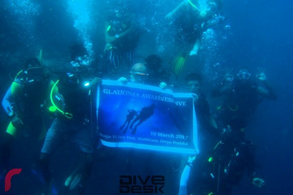 އިވެންޓުގެ ބައިވެރިން ޑައިވް ކުރީ ފޭދޫ ފިނޮޅު ކައިރީގައި އޮންނަ ސީވޯލް ޑައިވިން ސްޕޮޓަށް 