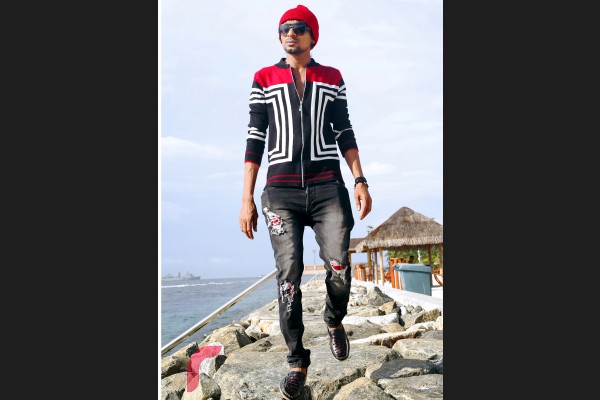 ބެލުން ތެރިންނަށް ދޭން ބޭނުންވާ މެސެޖަކީ "އެކުވެރިންނާއި ހެޔޮ އެދޭ އަދި ހެޔޮ ނަސޭހަތް ތެރިވާ ކޮންމެ މީހަކީ އަހަރެންގެ ދިރިހުރުމަށް ފެން ބޭނުންވާ ފަދައިން އެހާވެސް މުހިއްމު ބައެކެވެ. ފޮޓޯ: އަޝްވާ ފަހީމް/ރާއްޖެއެމްވީ