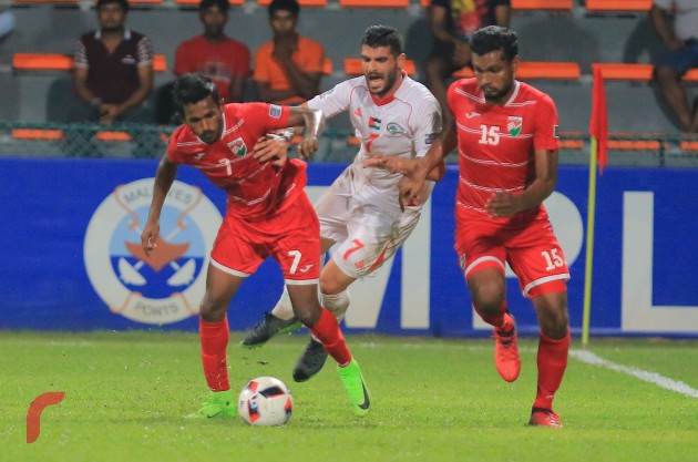 އޭޝިއަން ކަޕް ކޮލިފައިންގައި މިރޭ ކުޅުން މެޗްގައި ފަލަސްތީނު ކުޅުންތެރިއެއް ކައިރިން ނައްޓާފައި ރާއްޖެ 2 ކުޅުންތެރިން އަރަނީ.