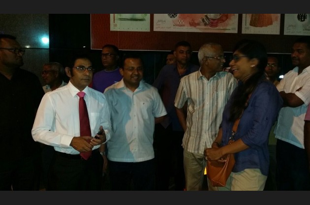 ގާސިމް ފުލުހަށް ހާޒިރުކޮށް ތަހްގީގަށް ތިން ގަޑިއިރާއި 30 މިނެޓް ޕޮލިހުގައި ހުންނެވިއެވެ.