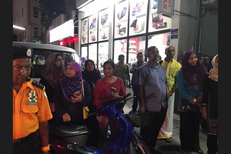 މި އެއްވުމުގައި އެމްޔޫއޯގެ އިސްބޭފުޅުންވަނީ ބައިވެރިވެ ވާހަކަ ދައްކަވާފައެވެ.