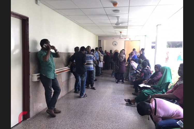 ހަށިގަނޑުގެ އެތައް ތަނަކަށް ވަޅި ހަރާ މަރާލާފައިވާ  ބްލޮގާ އަދި ސޯޝަލް މީޑިއާ އެކްޓިވިސްޓް ޔާމީނު ރަޝީދުގެ ހަށިގަނޑުގެ ޕޯސްޓްމޯޓަމެއް ހަދަން ބޭނުން ނުވާ ކަމަށް އާއިލާއިން ވަނީ ބުނެފައެވެ.