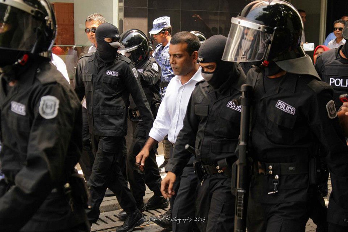 ރައީސް މުހައްމަދު ނަޝީދު ހައްޔަރުކޮށްގެން ގެންދަނީ