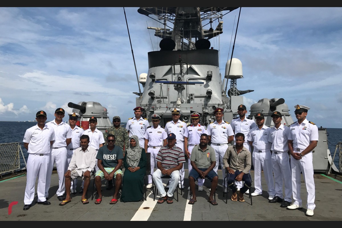 ގެއްލިގެން ހޯދަމުން ދަނިކޮށް ލ. އިސްދޫ މުއްޔާ 130 ނޯޓިކަލް މޭލް ބޭރުން މިކޮޅުވެއްޓި ފެނިފައިވަނީ ހޮނިހިރު ދުވަހު ރޭގެ ވަގުތެއްގައި އިންޑިއާގެ ނޭވީ މަތިންދާ ބޯޓަށެވެ.