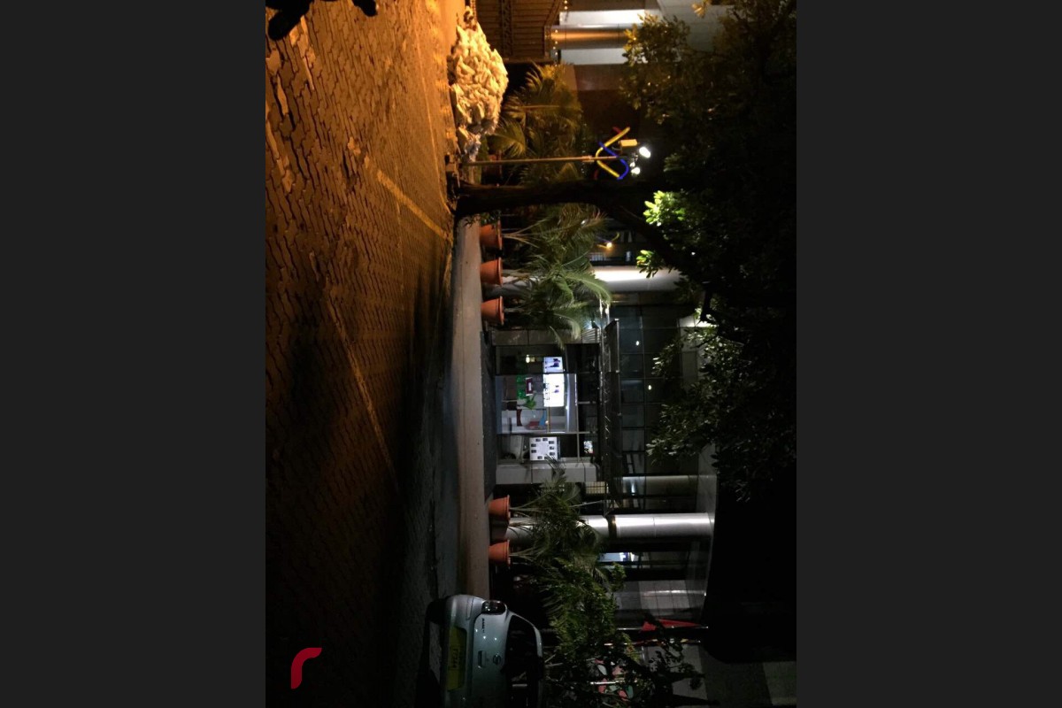 ކަރަންޓް ކެނޑުނުނަމަވެސް ބައެއް ސަރަހައްދު ތަކުގެ މަގު ބައްތިތަކުގައި ކަރަންޓް ހުއްޓެވެ.