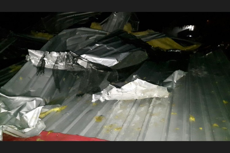 މިއަދު ރާއްޖޭގެ އެކި ހިސާބުތަކަށް ގަދަވަޔާއިއެކު ވިއްސާރަކޮށް ބޮޑެތި ގެއްލުންތަކެށް ވެއްޖެ!