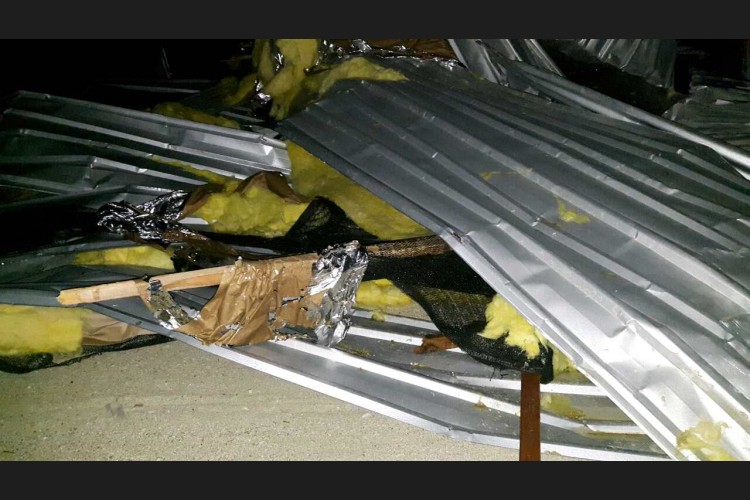 މިހާރު ކުރަމުންދާ ހުޅަނގު މޫސުމުގެ ވިއްސާރައާ ގުޅިގެން، މެދުރާއްޖެތެރެއާއި އުތުރުގެ އަތޮޅުތަކަށް މެޓުން ވަނީ ވައިޓް އެލާޓް ނެރެފައި. މި އެލާޓް ނެރެފައިވަނީ ބުދަ ދުވަހުގެ ހެނދުނު 11.30 ން ހަވީރު 17.30 ށް.