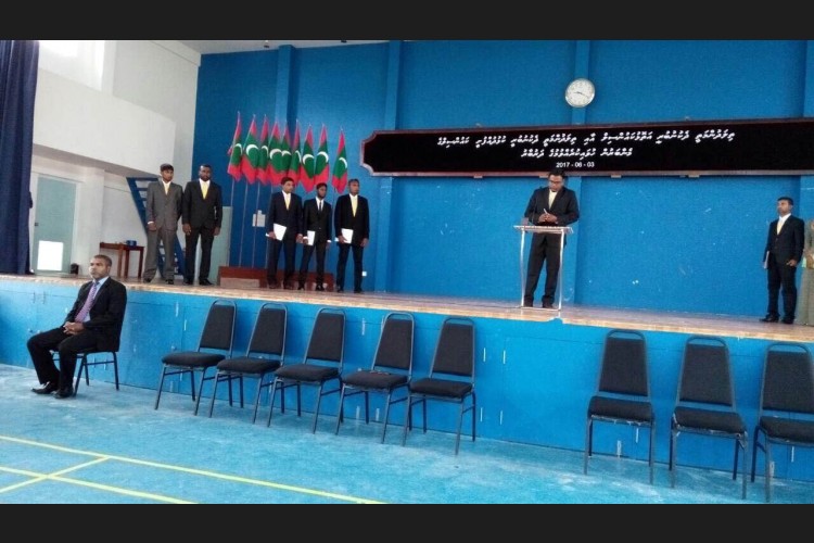 ހުވާކުރުމުގެ ރަސްމިޔާތުތަށް ކުރިއައްދަނީ ހަތަރު ދަންފަޅިއަކަށް ބަހާލައިގެންނެވެ