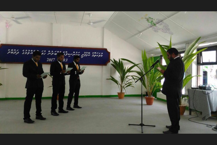 މިއަދު ކުރިއައްދާ ހުވާކުރުމުގެ ރަސްމިއްޔާތުގައި ކޮޅުފުށީ ކައުންސިލް މެމްބަރުން ހުވާކުރައްވަނީ