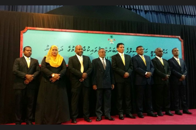 އައްޑޫ ސިޓީ ކައުންސިލްގެ ހުވާކުރުމުގެ ރަސްމިއްޔާތައްފަހު ކައުންސިލްގެ މޭޔަރަކަށް ތިންވަނަ ފަހަރަށް ހިތަދޫ އުތުރު ދާއިރާގެ ކައުންސިލް މެމްބަރ އަބްދުﷲ ސޯދިގް (ސޯބެ) ވަނީ އިންތިޚާބުވެފައެވެ