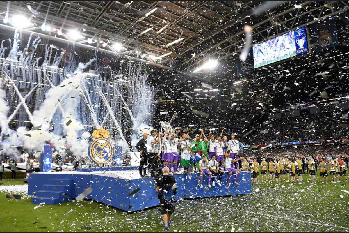 ރެއާލް މެޑްރިޑުން ތަށި އުފުލާލަނީ، އެޓީމު ފައިނަލަށް ދަތުރުކުރީ ސެމީގައި އެޓްލެޓިކޯ މެޑްރިޑް ބަލިކުރުމަށްފަހު