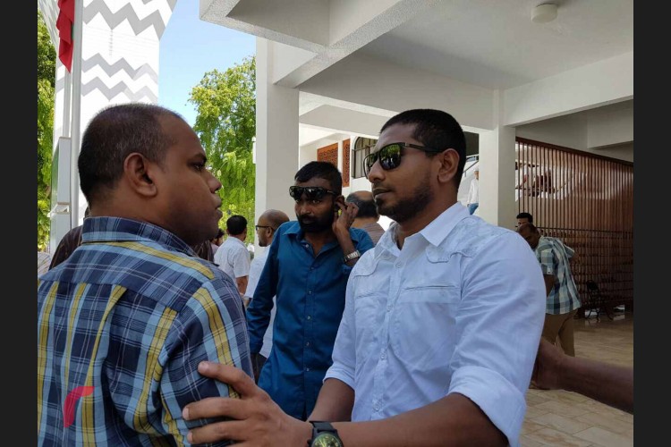 މަޚްލޫފު ފާހަގަކުރެވިފައިވަނީ މީޑިއާތަކާއި ވަރަށް ގާތް ރަހުމަތްތެރިކަމެއް ބާއްވަވާ ބޭފުޅޭއްގެ ގޮތުގައި. އެގޮތުން މަޚްލޫފް ގެންދަވަނީ ރާއްޖެޓީވީން ރަމަޟާން މަހަށް ޚާއްސަކޮށްގެން ގެނެސްދޭ ކުޑަކުދިންގެ ޕްރޮގްރާމެއް ހޯސްޓްވެސް ކޮށްދެއްވަމުން