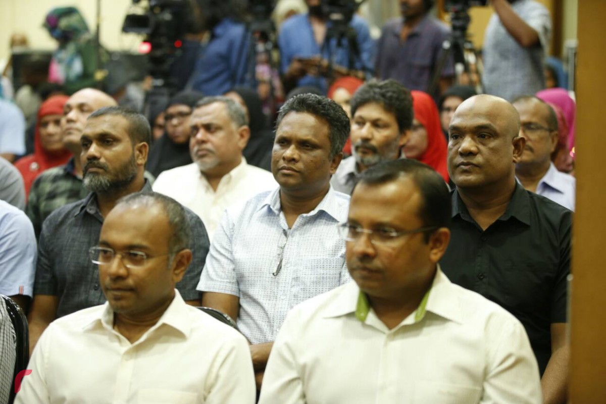 މައުމޫން ފައުންޑޭޝަންއިން އިންތިޒާމްކޮށްގެން ބޭއްވި އިޙްޔާކުރުމުގެ ޖަލްސާގައި ގިނަ އަދަދެއްގެ މީހުން ބައިވެރިވި