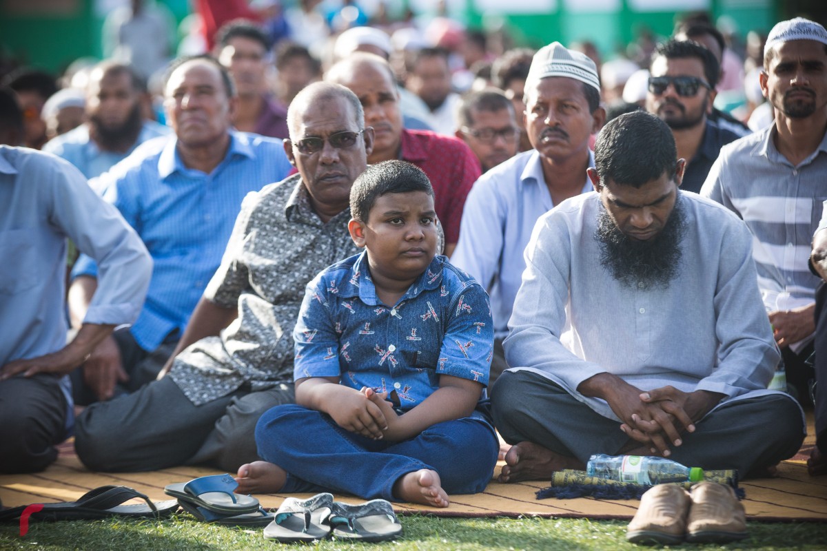 1439 ވަނަ އަހަރުގެ ފިތުރު އީދު ނަމާދު މާފަންނު ސްޓޭޑިއަމް ސަރަހައްދުގެ ބޮޑު ޖަމާއަތުގައި ކުރަނީ. މި ފަހަކަށް އައިސް ކޮންމެ އަހަރަކުވެސް އިސްލާމިކް މިނިސްޓްރީން އިންތިޒާމްކޮށްގެން ފިތުރުއީދު ނަމާދު ކުރަމުން އަންނަނީ ބޮޑު ޖަމާއަތުގައި