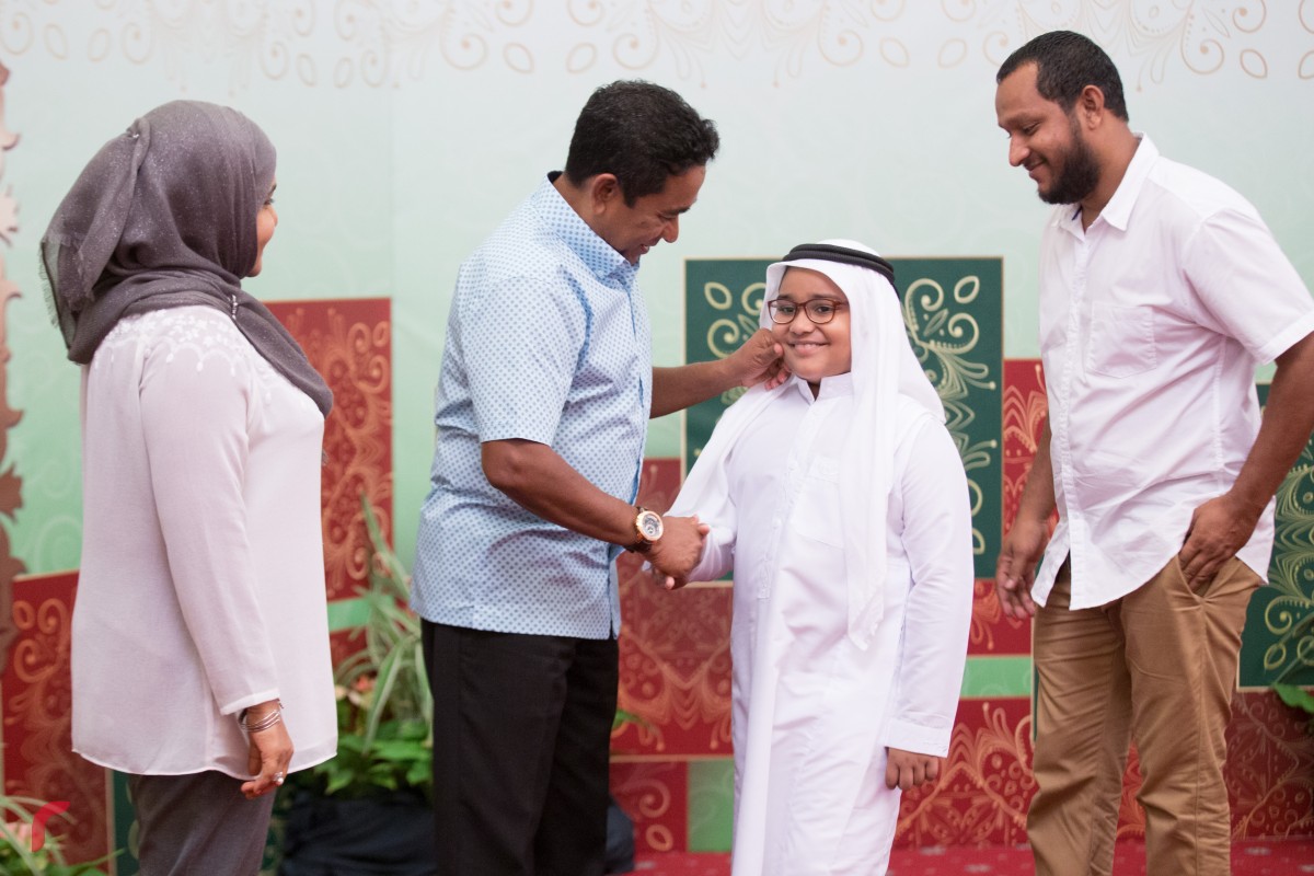 ރައީސް ޔާމީންއާއި އަނބިކަނބަލުން ފާތިމަތް އިބްރާހީމް މިއަދު ޢީދު ނަމާދަށްފަހު ދަރުބާރުގޭގައި ރައްޔިތުންނާއި ޢީދު ސަލާމް ކުރައްވަނީ