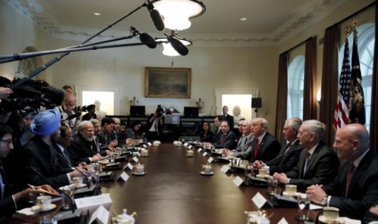 މޯދީގެ ދަތުރުފުޅުގައި އެމެރިކާގެ ރައީސް ޑޮނަލްޑް ޓްރަމްޕްއާ އެކު ވައިޓް ހައުސްގައި ބައްދަލުކުރަށްވާފައި