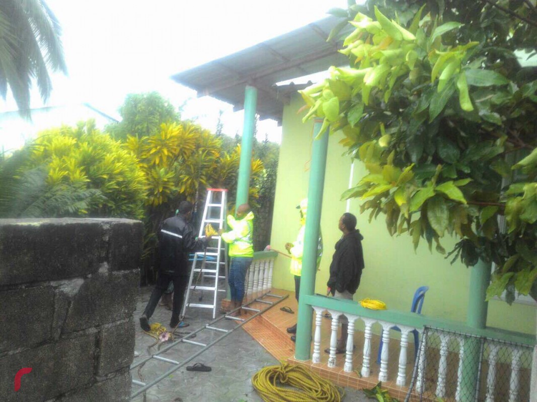 ވިއްސާރައިގައި ލ. ފޮނަދޫ ގެއެއްގެ ފުރާޅު ހަލާކުވެފައި