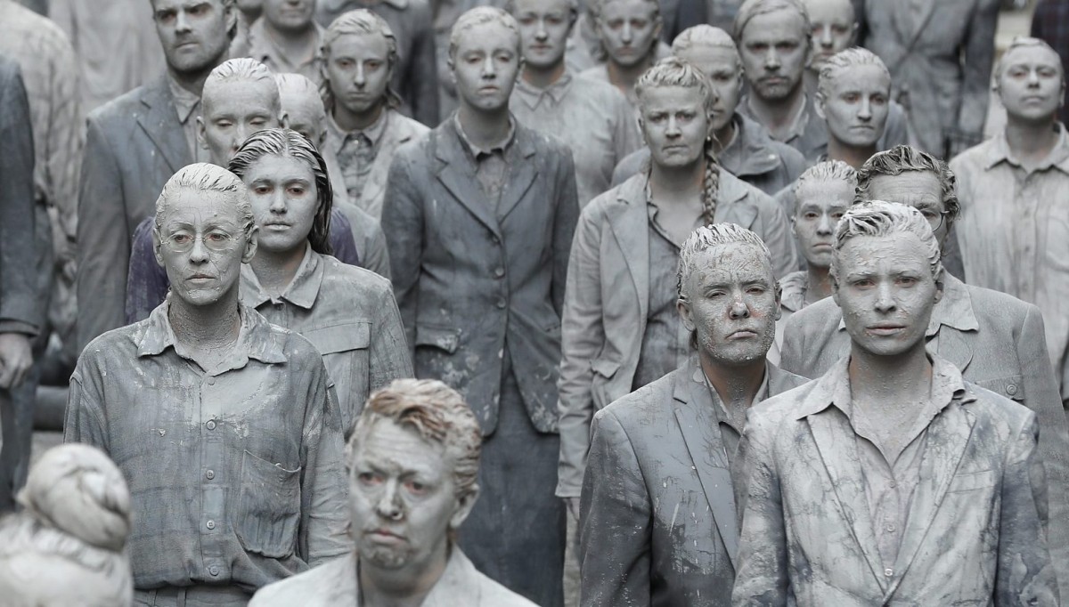 2 ގަޑިއިރަށް ކުރިއައްދިޔަ މި ހަރަކާތުގައި އެތައް ސަތޭކަ ބަޔަކު ބައިވެރިވެ އިންސާނިއްޔަތައްޓަކައި އަޑުއުފުލާފައެވެ