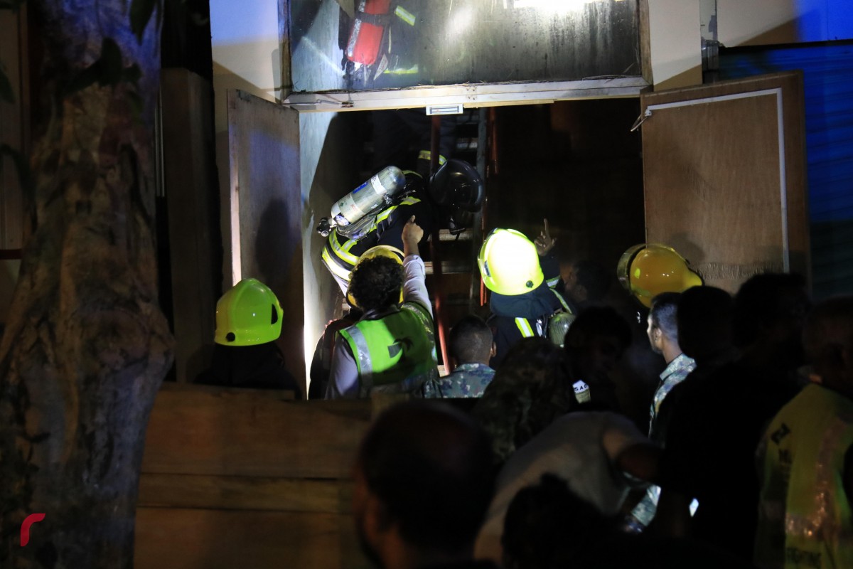 ހުޅުމާލޭގައި  ހުންނަ އަމީން ކޮންސްޓަރަކްޝަންގެ ގުދަނުގައި ހިނގި އަލިފާނުގެ ހާދިސާ ކޮންޓްރޯލް ކުރުމަށް އެމްއެންޑީއެފްގެ ފަޔާ އެންޑް ރެސްކިއު އިން ހަރަކާތްތެރިވަނީ