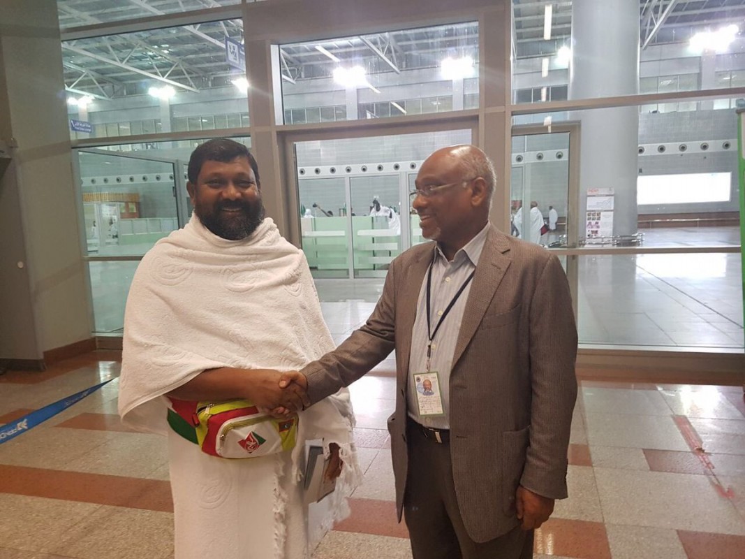 ހައްޖުވެރިންނަށް ޖިއްދާ އެއާޕޯޓުން މަރުހަބާ ކިޔަނީ