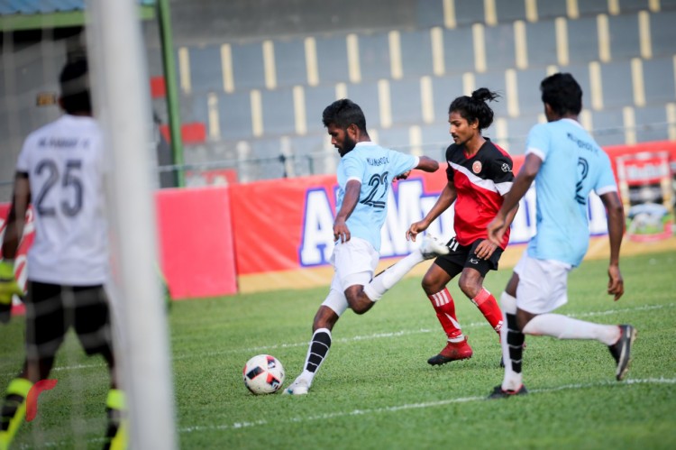 ޕްރެމިއަރ ލީގުގެ މެޗެއްގެ ތެރެއިން