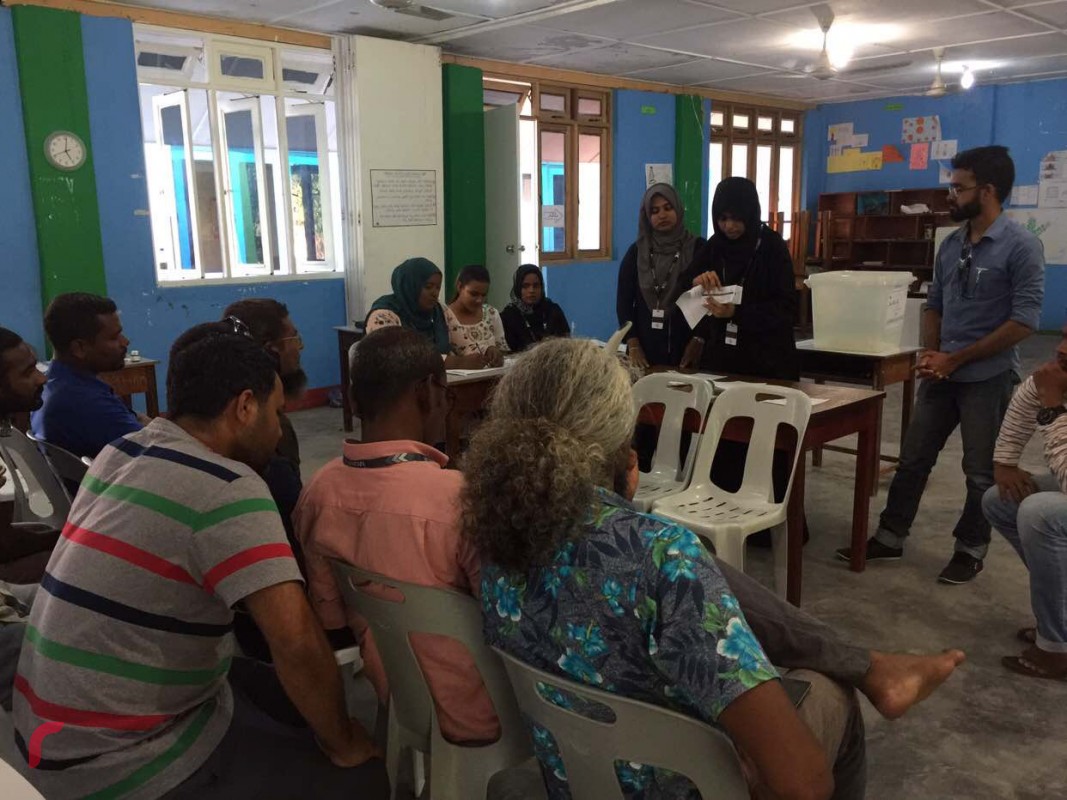 މާލެ އާއި ބ. ކަމަދޫގައި ބެހެއްޓުނު ވޯޓްފޮށިތަށް ބަންދުކޮށްފައި ވަނީ ހަވީރު ހަތަރެއް ޖެހުމުން