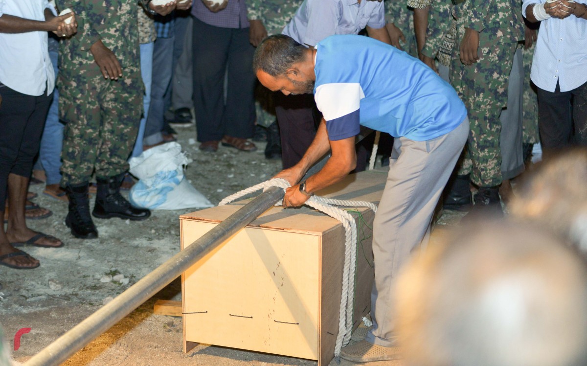 އޯގަސްޓް 20، 2017: ލަވަ ކިޔުންތެރިޔާ މޭޖާ އާތިފް ފަސްތާނުލަނީ 