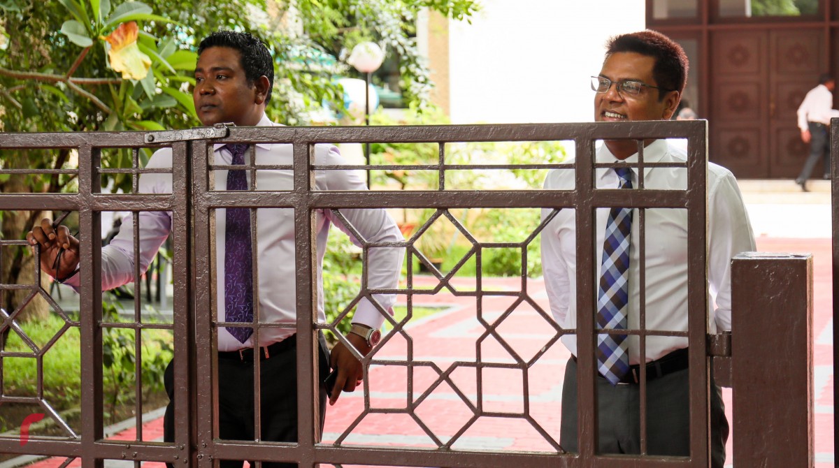 އޯގަސްޓް 22، 2017: މަޖިލީހުގެ ނައިބު ރައީސް މޫސާ މަނިކާއި ހޯރަފުށީ ދާއިރާގެ މެމްބަރު މުހައްމަދު އިސްމާއީލް