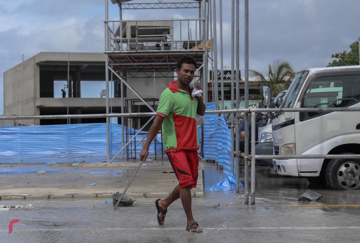 މާލެ، އޯގަސްޓް 22 ، 2017 : މާލޭގެ ކާނިވާ ސަރަހައްދަށް އުދަ އަރާފައި