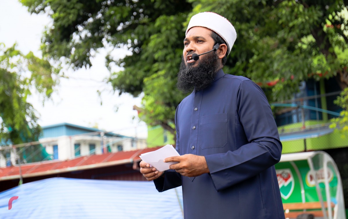 ސެޕްޓެމްބަރު 1، 2017 : ބޮޑު ޖަމާއަތުގެ އީދު ނަމާދުގައި ޝައިޚް އަހްމަދު ސަމީރު ޚުތުބާ ވިދާޅުވަނީ