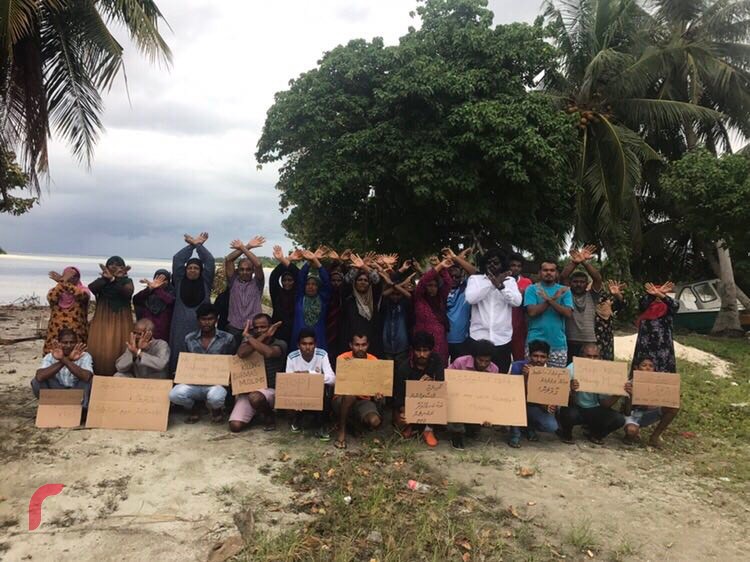 ރޮހިންޖާ މުސްލިމުންނަށް ކުރާ އަނިޔާތަކާއި ދެކޮޅަށް ޅ. ކުރެންދޫ އާއި ގއ.ކަނޑުހުޅުދޫގައި ބޭއްވި ހިނގާލުމުގެ ތެރެއިން، ހިނގާލުމުގައި ގިނަ އަދަދެއްގެ ރައްޔިތުން ވަނީ ބައިވެރިވެފައި