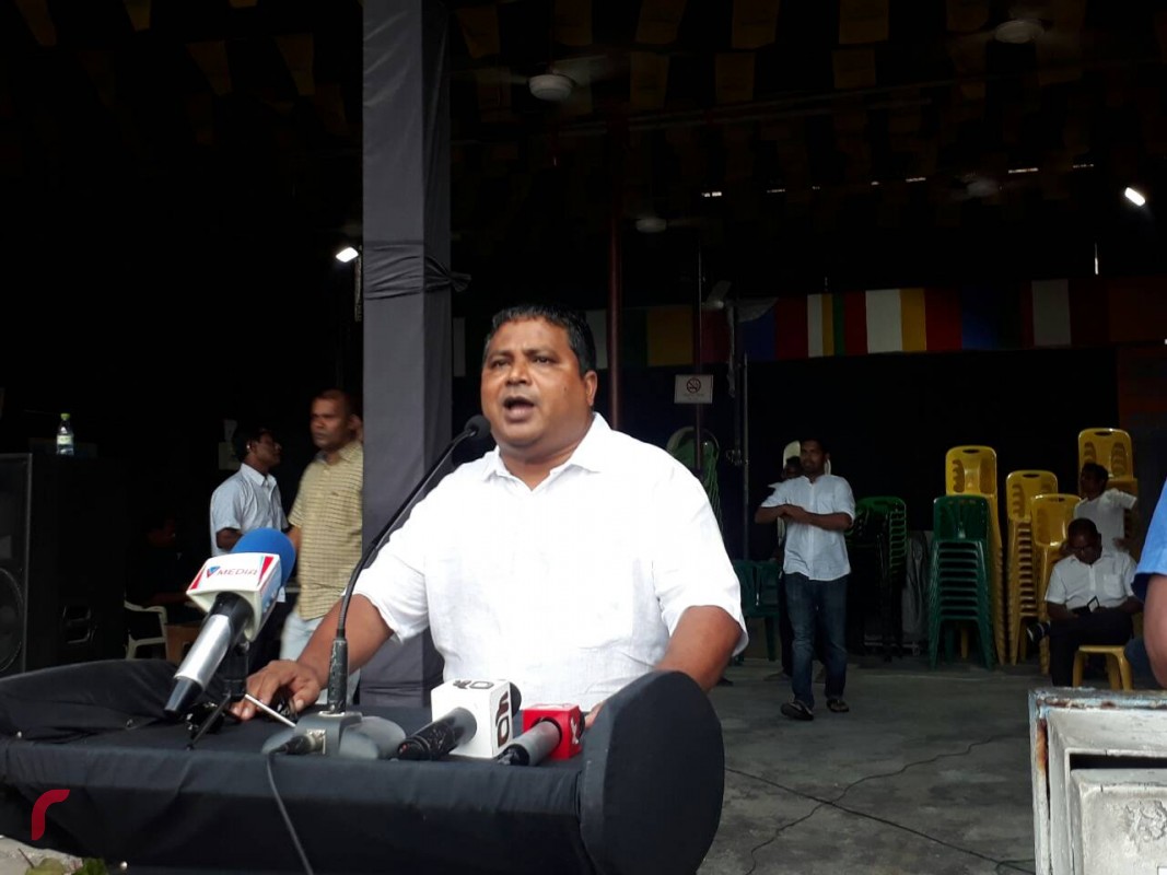 ސެޕްޓެމްބަރު 15، 2017: ގުޅިފައިވާ ސިޔާސީ ޕާޓީ ތަކުން އިންތިޒާމްކޮށްގެން އެމްޑީޕީ ހަރުގެ ސަރަހައްދުގައި ކުރިއަށްގެންދިޔަ 'ޑިމޮކްރަސީ ސައި" ގެ ތެރެއިން